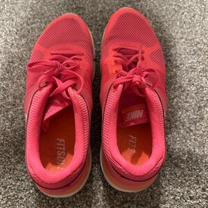 Nike Free Women's Pink Athletic Shoes